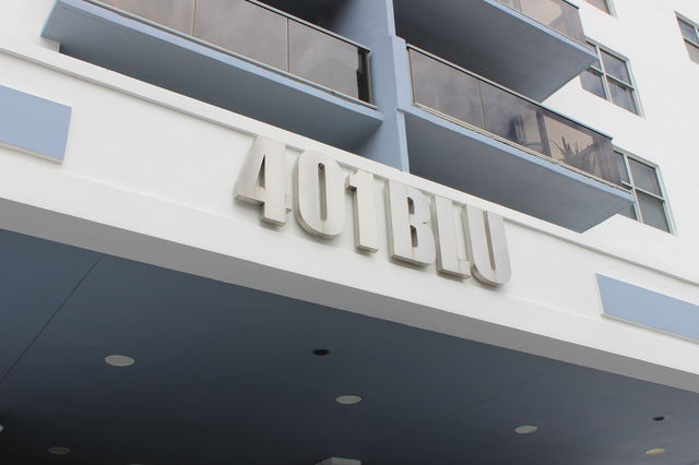 401 Blu Condo photo 2